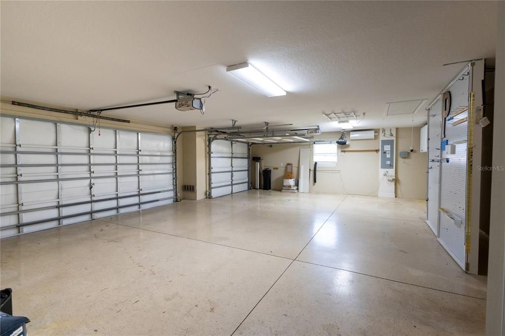 For Sale: $935,000 (4 beds, 2 baths, 2928 Square Feet)