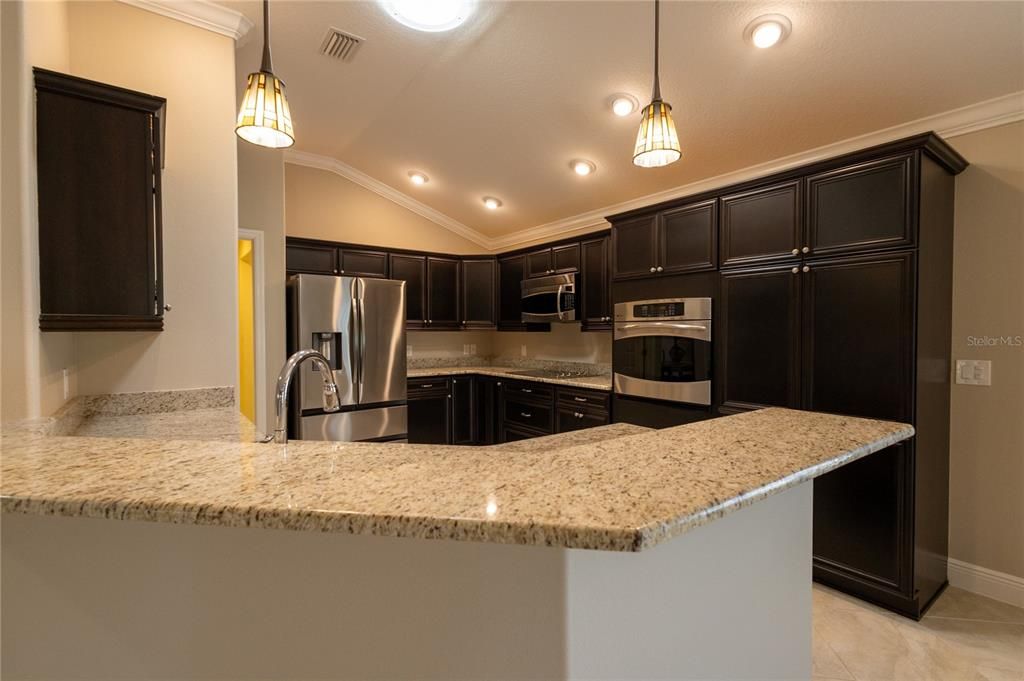 For Sale: $935,000 (4 beds, 2 baths, 2928 Square Feet)