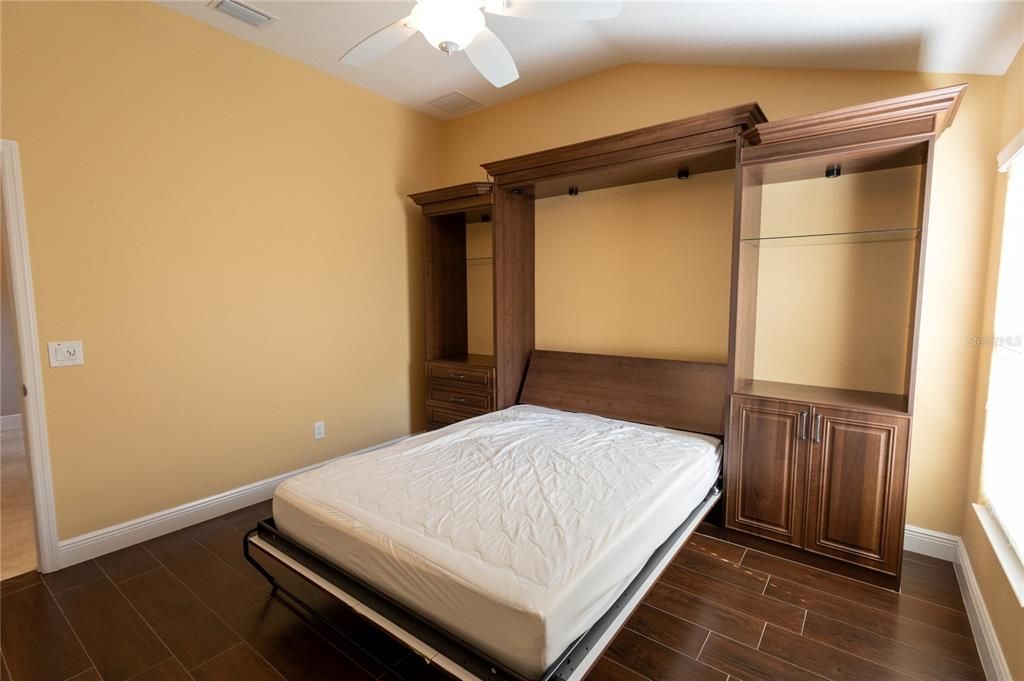 For Sale: $935,000 (4 beds, 2 baths, 2928 Square Feet)