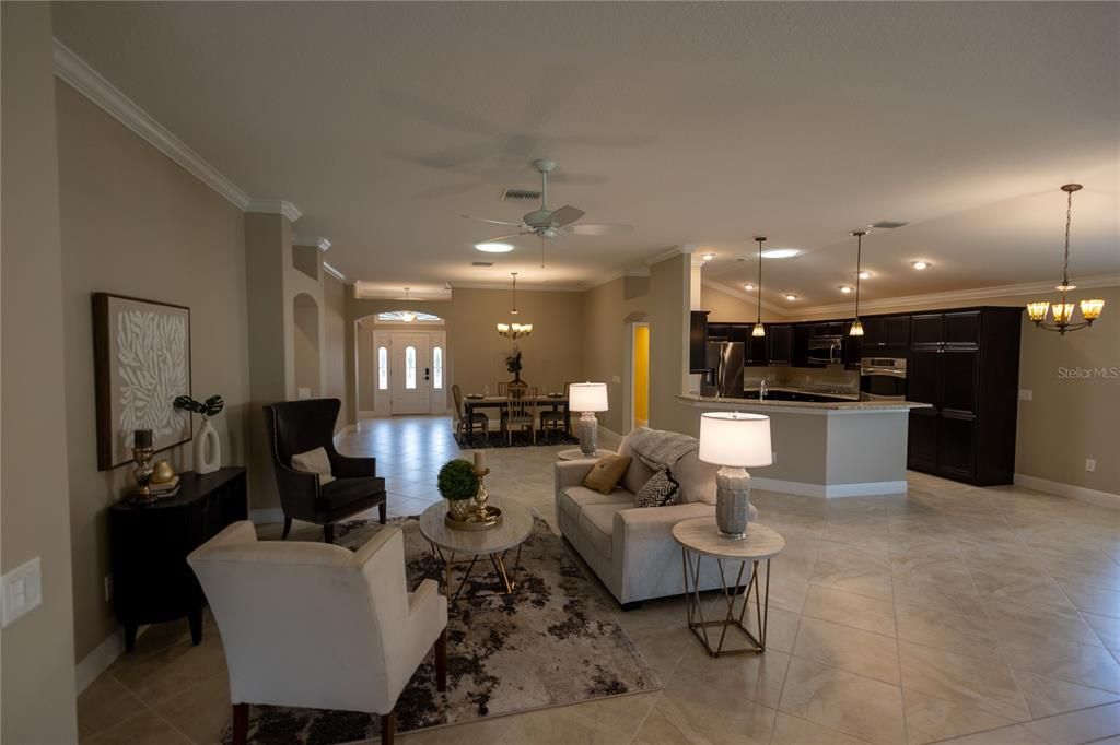 For Sale: $935,000 (4 beds, 2 baths, 2928 Square Feet)