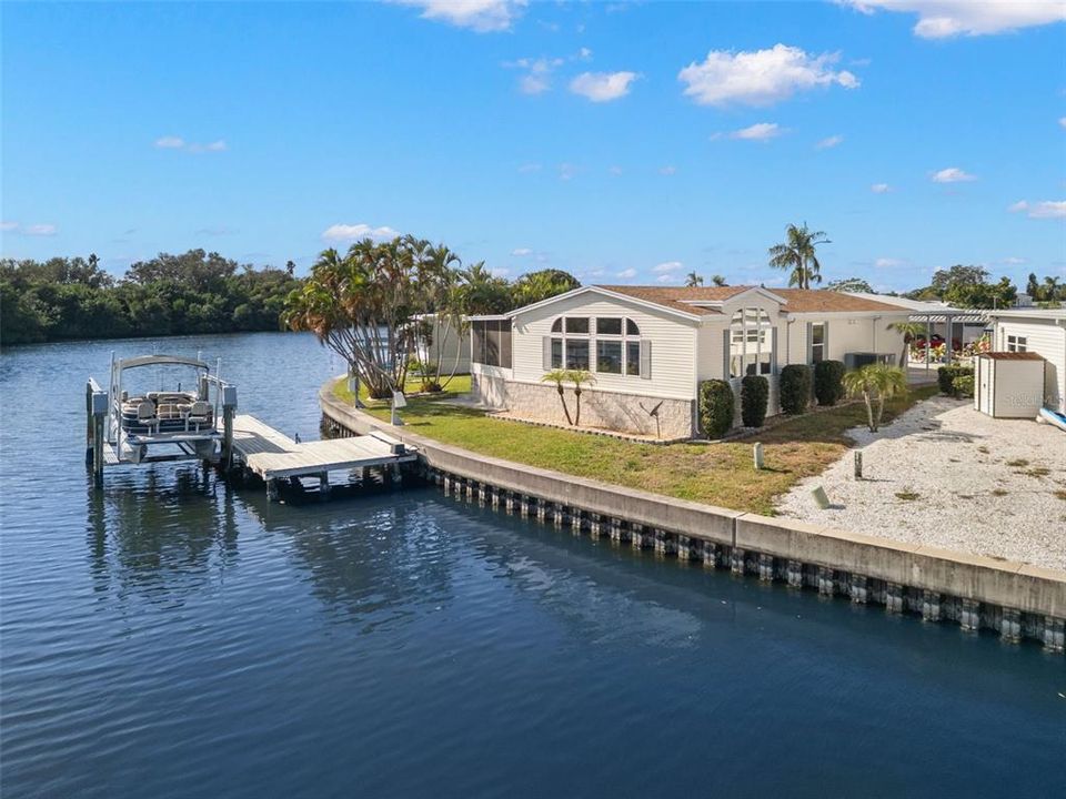 For Sale: $450,000 (2 beds, 2 baths, 1391 Square Feet)