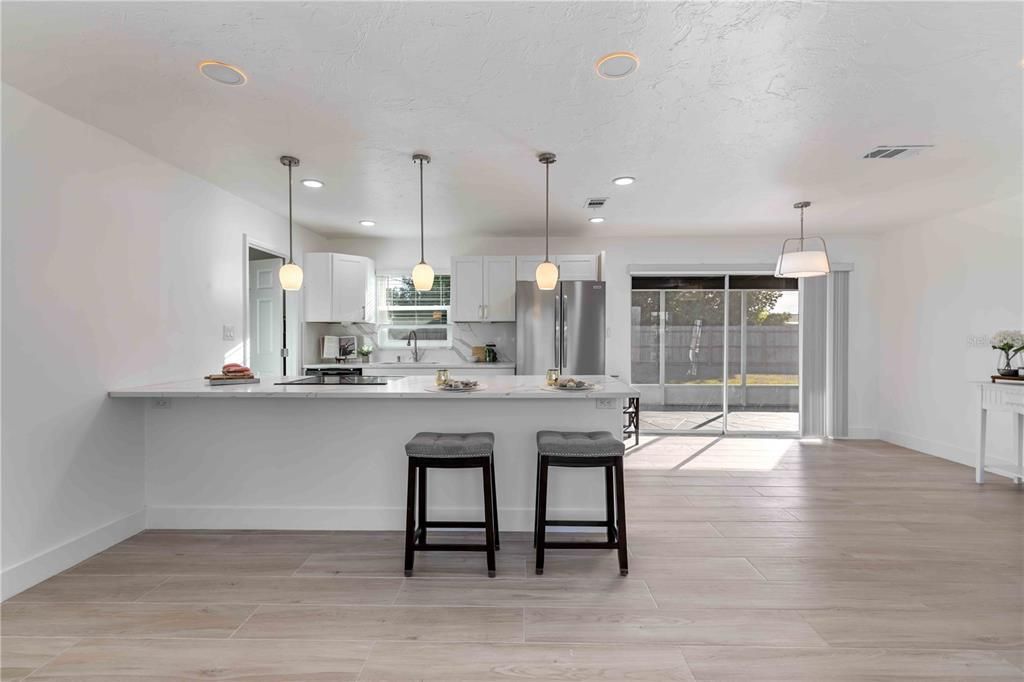 For Sale: $324,900 (3 beds, 2 baths, 1455 Square Feet)