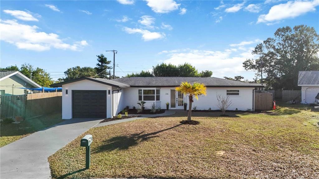 For Sale: $324,900 (3 beds, 2 baths, 1455 Square Feet)