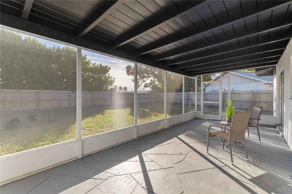 For Sale: $324,900 (3 beds, 2 baths, 1455 Square Feet)