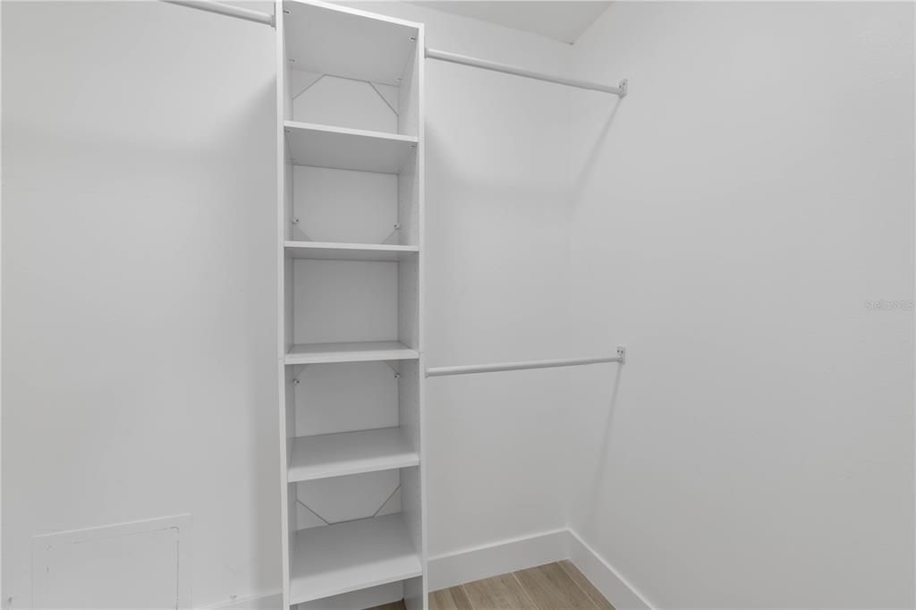 For Sale: $324,900 (3 beds, 2 baths, 1455 Square Feet)