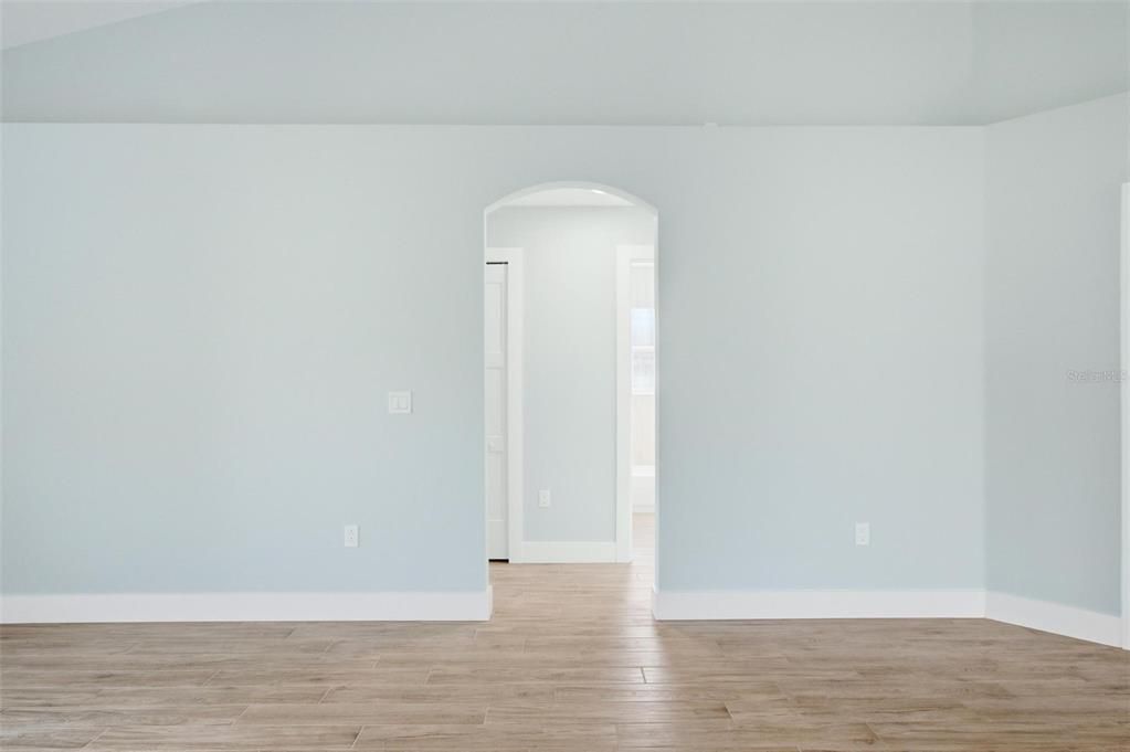 На продажу: $384,000 (3 спален, 2 ванн, 1621 Квадратных фут)