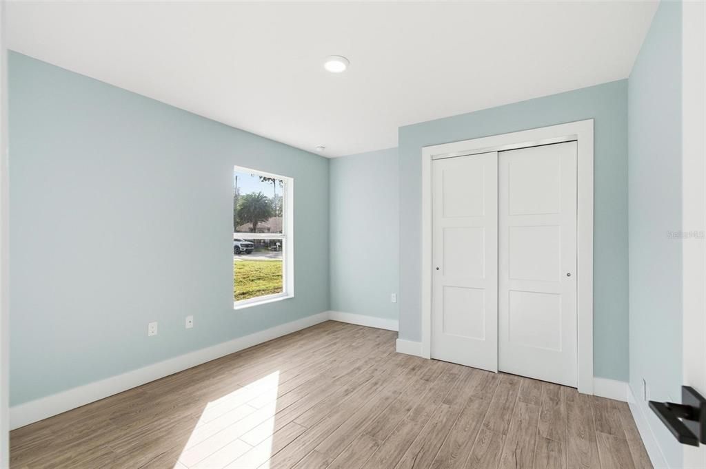 На продажу: $384,000 (3 спален, 2 ванн, 1621 Квадратных фут)