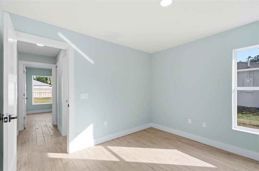 На продажу: $384,000 (3 спален, 2 ванн, 1621 Квадратных фут)