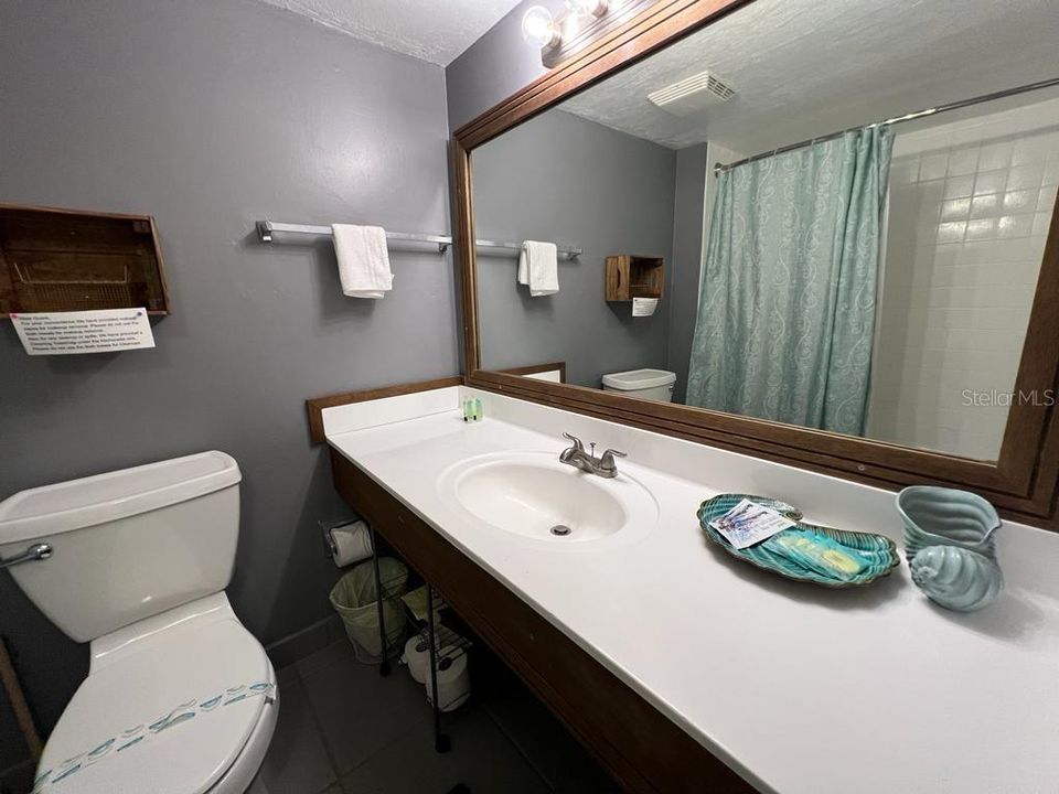 For Sale: $167,800 (1 beds, 1 baths, 489 Square Feet)