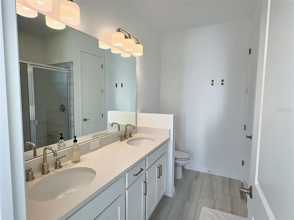 В аренду: $3,000 (3 спален, 2 ванн, 1790 Квадратных фут)