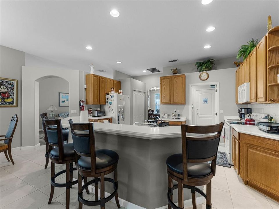 На продажу: $510,000 (4 спален, 3 ванн, 2460 Квадратных фут)