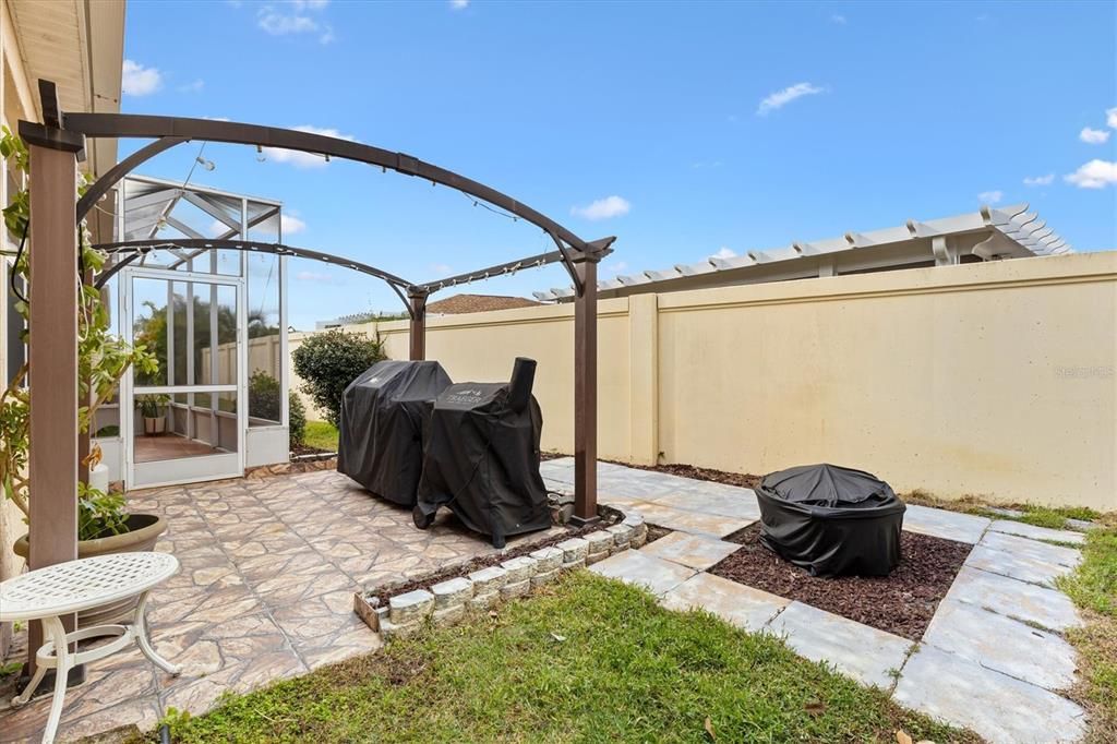 For Sale: $399,900 (3 beds, 2 baths, 1835 Square Feet)