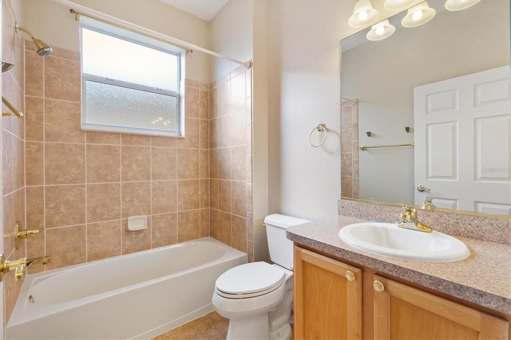 For Sale: $399,900 (3 beds, 2 baths, 1835 Square Feet)