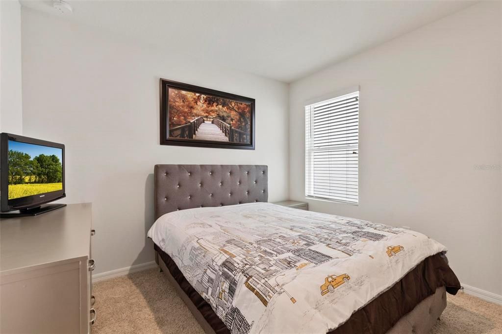 For Sale: $315,000 (3 beds, 2 baths, 1504 Square Feet)