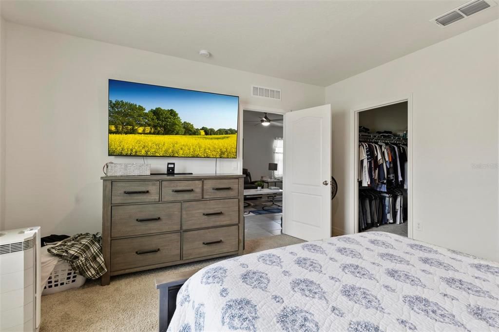 For Sale: $315,000 (3 beds, 2 baths, 1504 Square Feet)