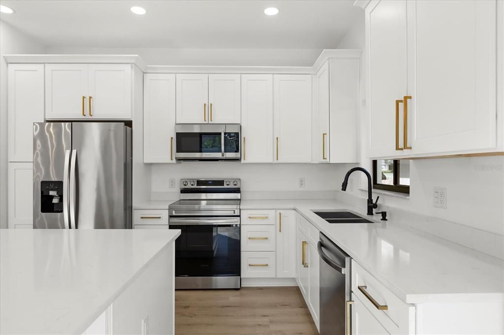 For Sale: $449,000 (3 beds, 2 baths, 1616 Square Feet)