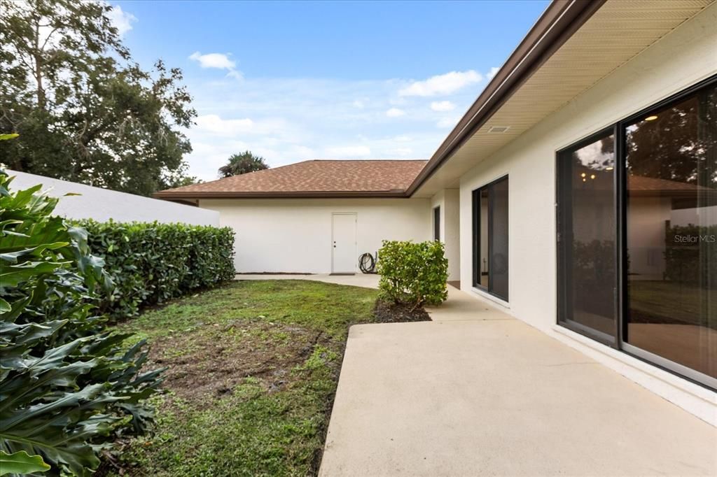 For Sale: $449,000 (3 beds, 2 baths, 1616 Square Feet)