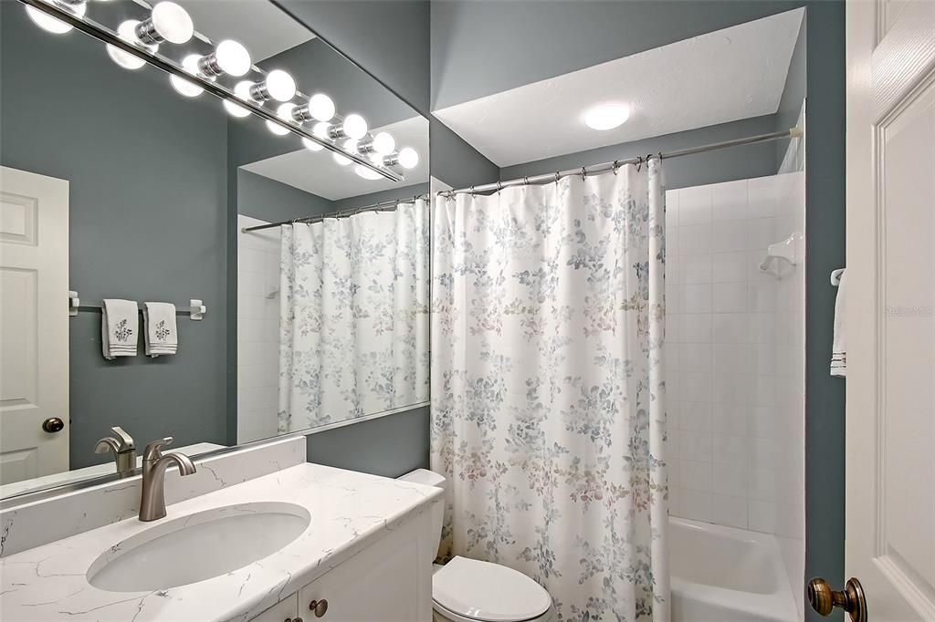 For Sale: $750,000 (2 beds, 2 baths, 2146 Square Feet)