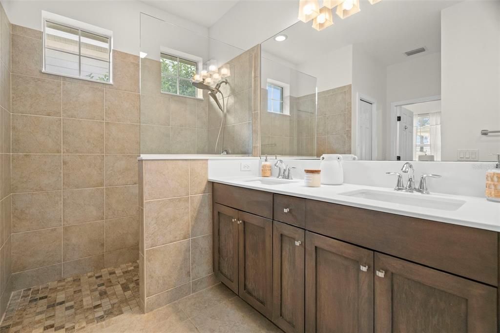 待售: $500,000 (3 贝兹, 2 浴室, 1666 平方英尺)