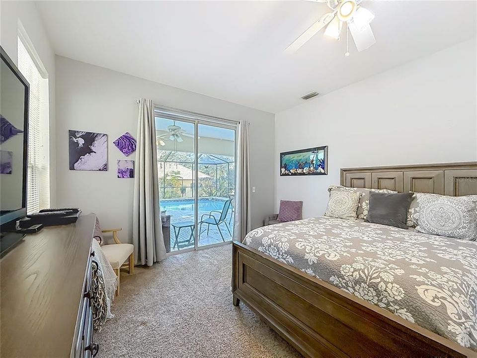 待售: $375,000 (3 贝兹, 2 浴室, 2047 平方英尺)