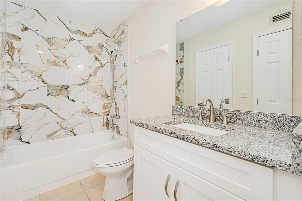 На продажу: $1,800,000 (10 спален, 0 ванн, 15750 Квадратных фут)