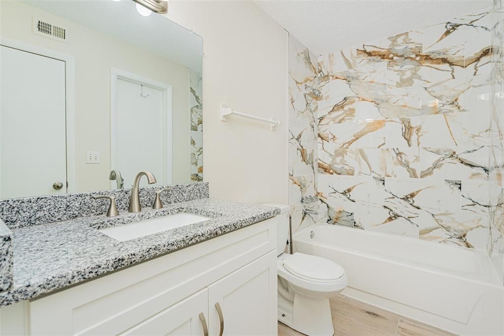 На продажу: $1,800,000 (10 спален, 0 ванн, 15750 Квадратных фут)