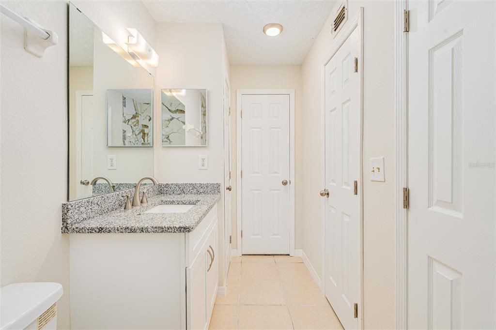 На продажу: $1,800,000 (10 спален, 0 ванн, 15750 Квадратных фут)