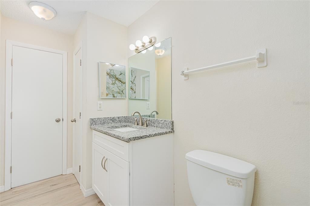 На продажу: $1,800,000 (10 спален, 0 ванн, 15750 Квадратных фут)