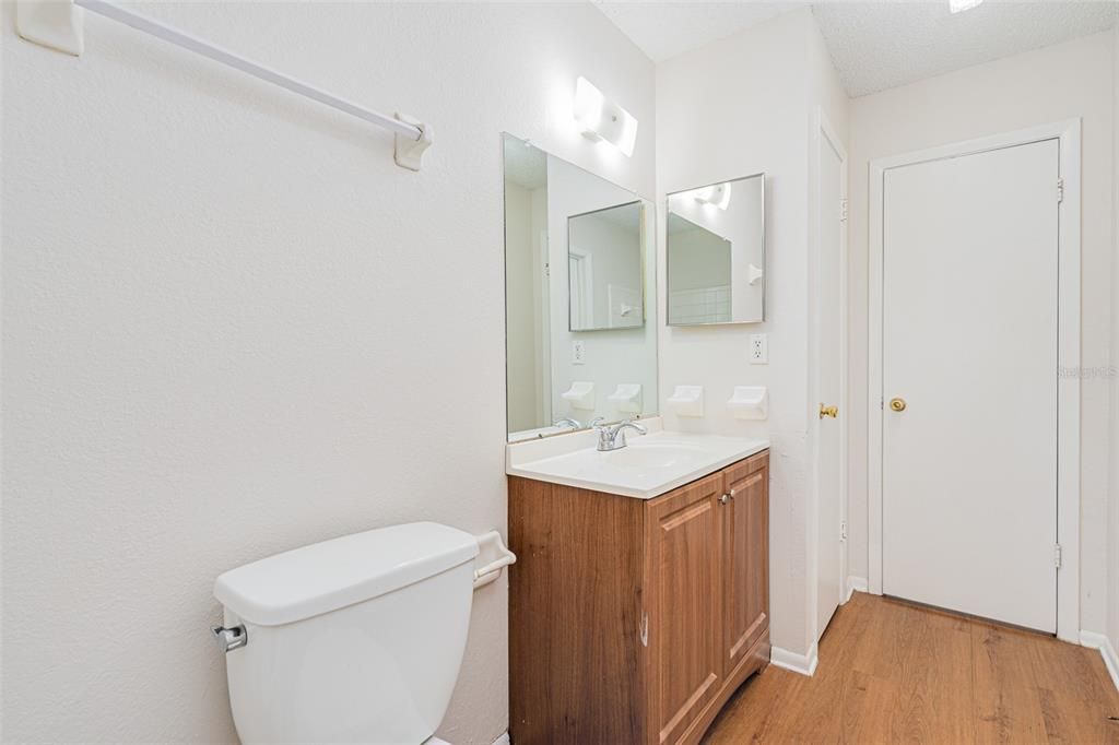 На продажу: $1,800,000 (10 спален, 0 ванн, 15750 Квадратных фут)