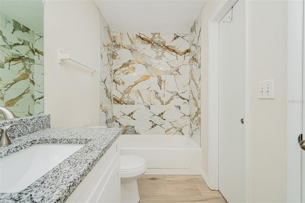 На продажу: $1,800,000 (10 спален, 0 ванн, 15750 Квадратных фут)