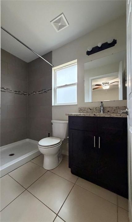 待售: $235,000 (3 贝兹, 2 浴室, 1334 平方英尺)