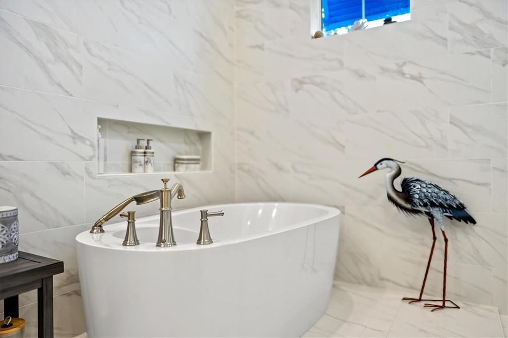 For Sale: $2,249,990 (3 beds, 3 baths, 3217 Square Feet)