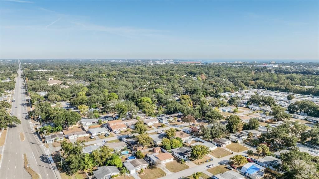 For Sale: $295,000 (2 beds, 1 baths, 900 Square Feet)