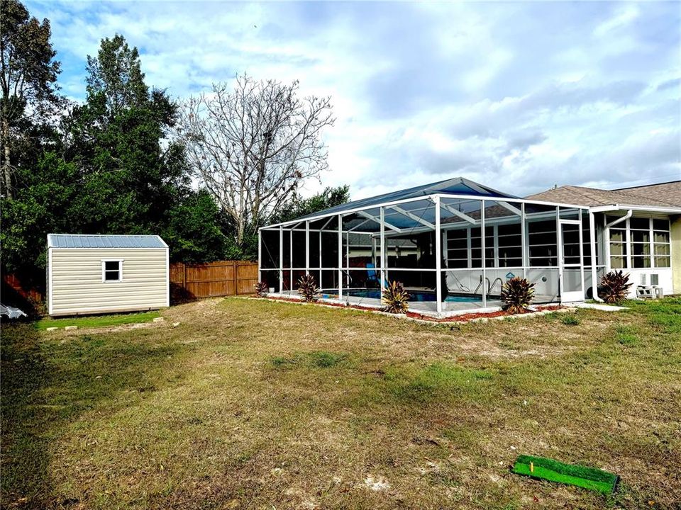 For Sale: $279,900 (2 beds, 2 baths, 1143 Square Feet)