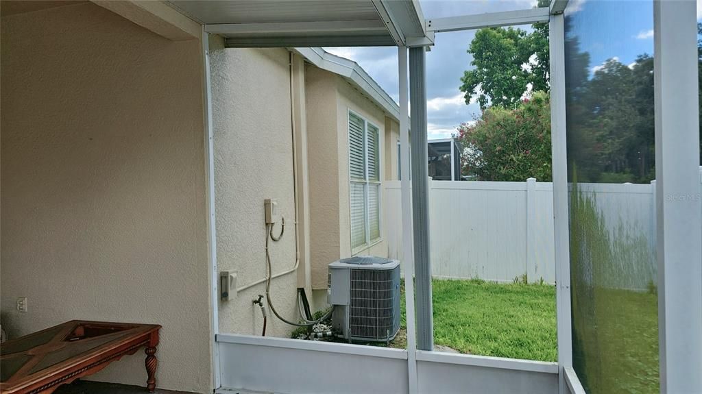 На продажу: $350,000 (3 спален, 2 ванн, 1557 Квадратных фут)