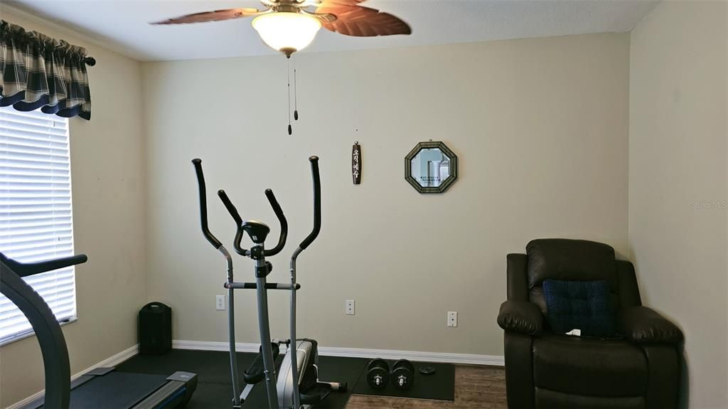 На продажу: $350,000 (3 спален, 2 ванн, 1557 Квадратных фут)