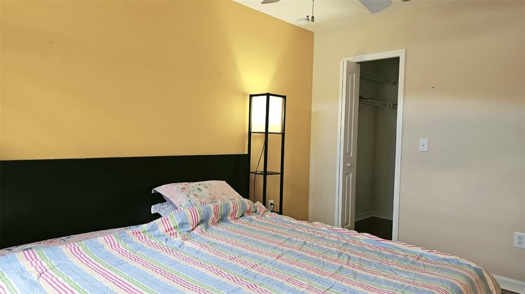 На продажу: $350,000 (3 спален, 2 ванн, 1557 Квадратных фут)