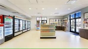 For Sale: $599,000 (7 beds, 5 baths, 3314 Square Feet)