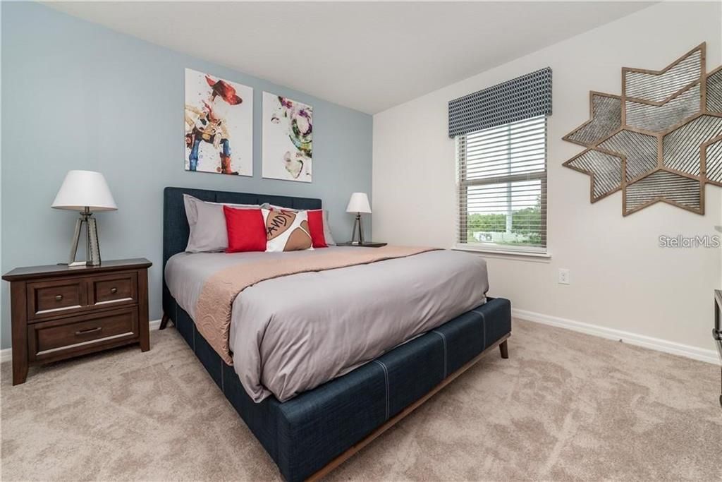 For Sale: $599,000 (7 beds, 5 baths, 3314 Square Feet)