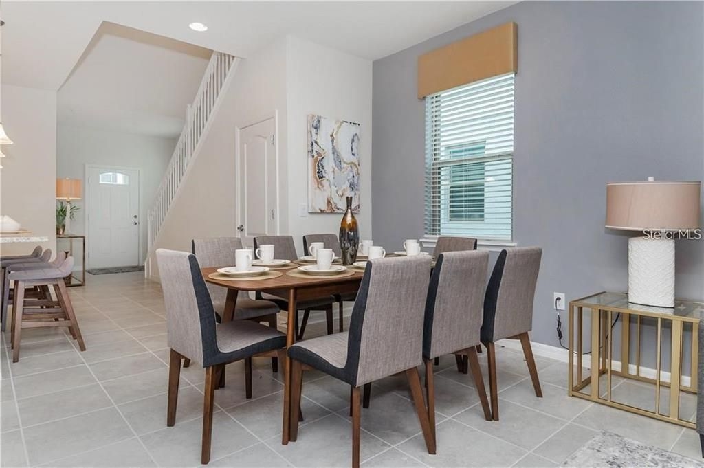 For Sale: $599,000 (7 beds, 5 baths, 3314 Square Feet)