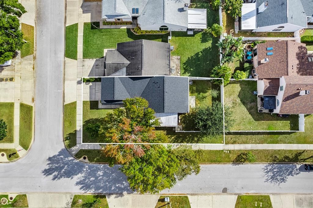 For Sale: $299,990 (2 beds, 2 baths, 1162 Square Feet)