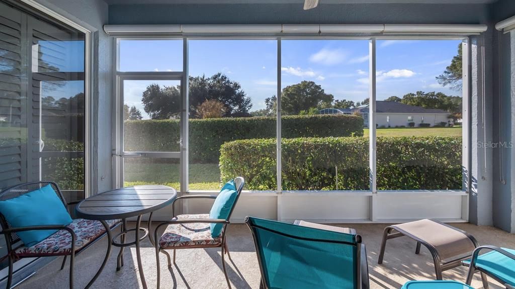 For Sale: $387,900 (2 beds, 2 baths, 1975 Square Feet)