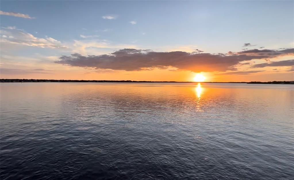 待售: $16,900 (0.23 acres)