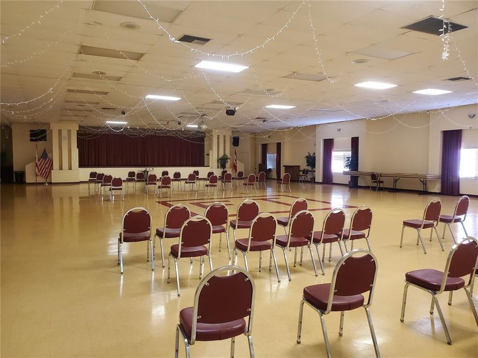 待售: $255,000 (2 贝兹, 2 浴室, 1340 平方英尺)