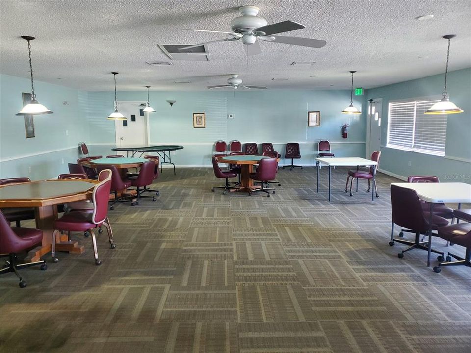 待售: $255,000 (2 贝兹, 2 浴室, 1340 平方英尺)