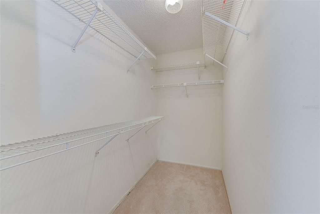 待售: $255,000 (2 贝兹, 2 浴室, 1340 平方英尺)