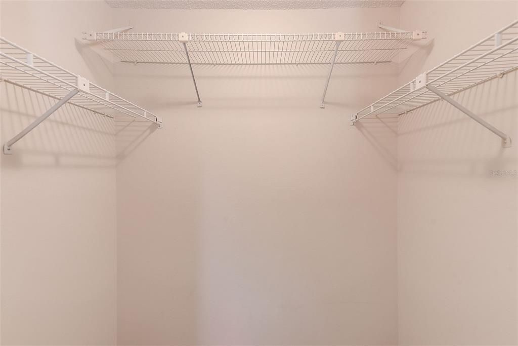 待售: $255,000 (2 贝兹, 2 浴室, 1340 平方英尺)