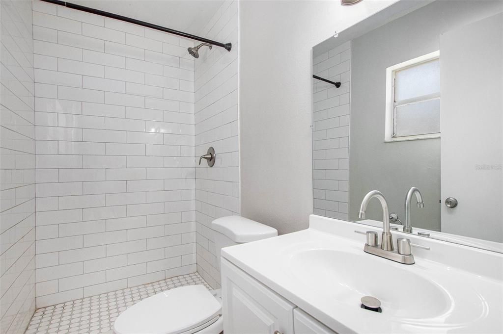 出租: $2,300 (3 贝兹, 2 浴室, 1268 平方英尺)