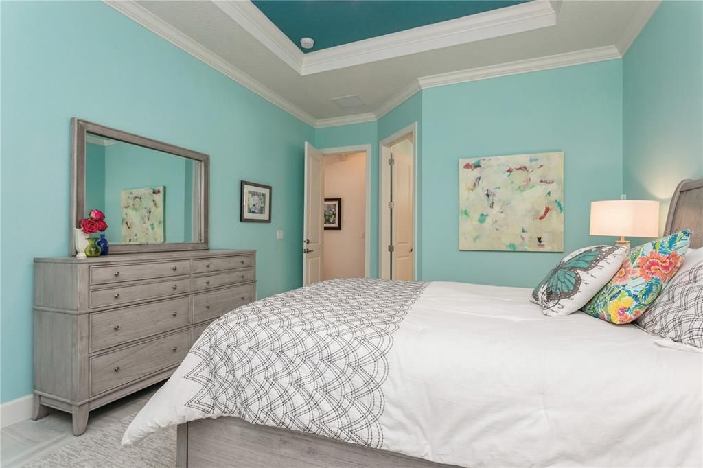 For Sale: $699,500 (2 beds, 2 baths, 2091 Square Feet)