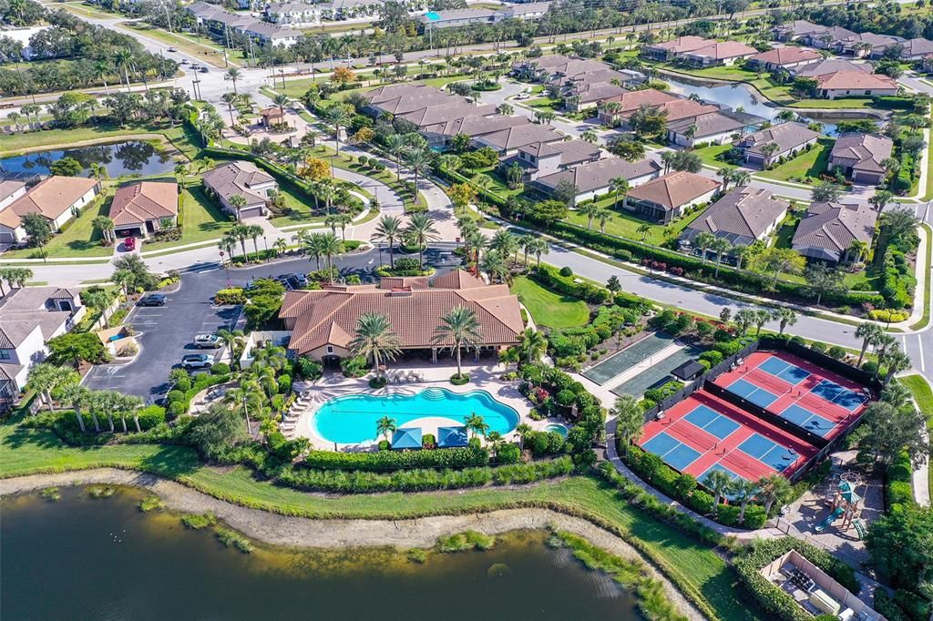 На продажу: $725,000 (2 спален, 2 ванн, 1664 Квадратных фут)